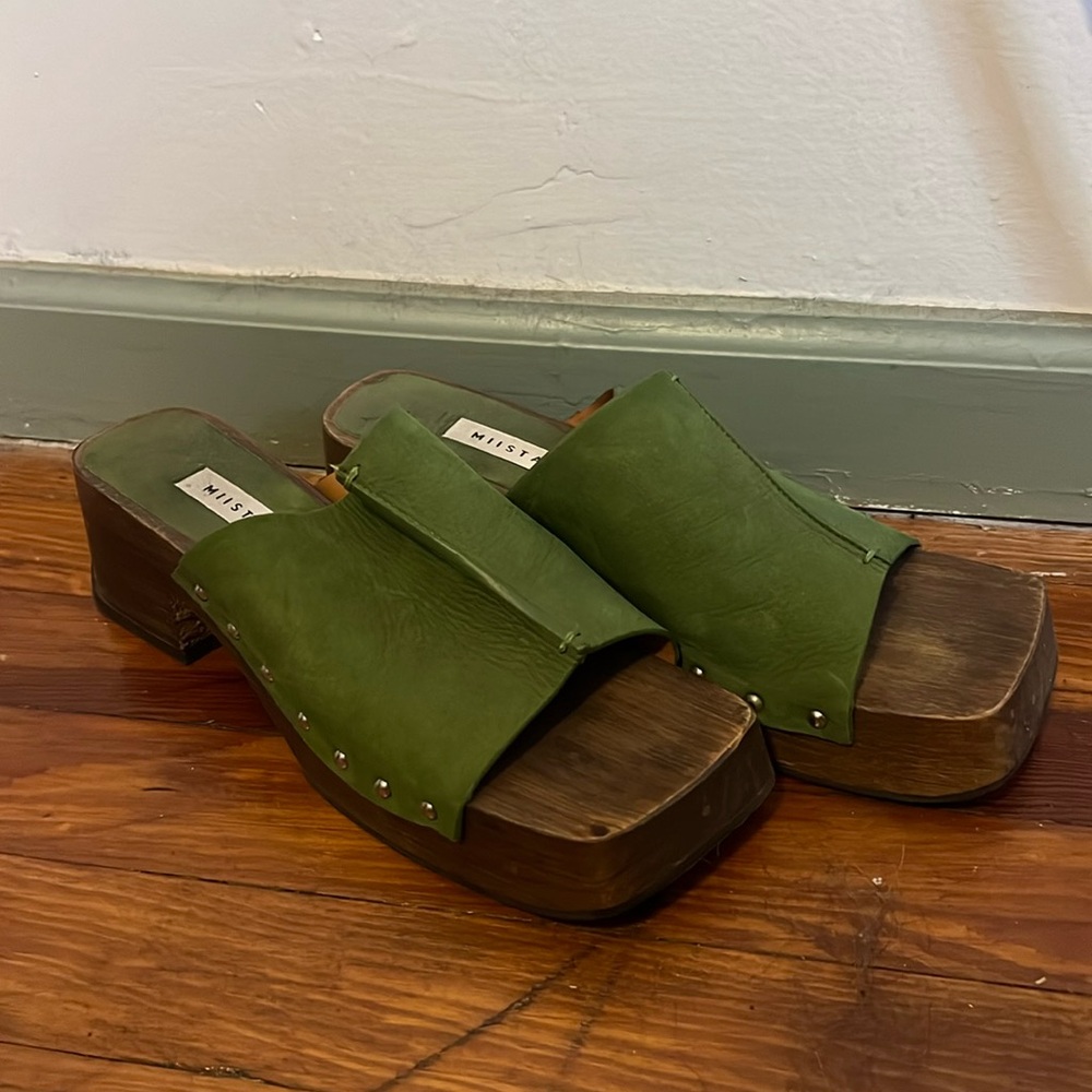 MIISTA wooden clogs